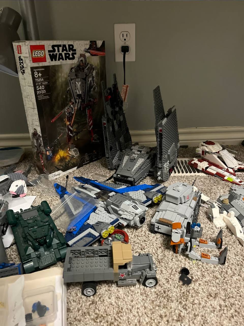 Entire LEGO Collection Lot β Mixed Themes & Minifigures