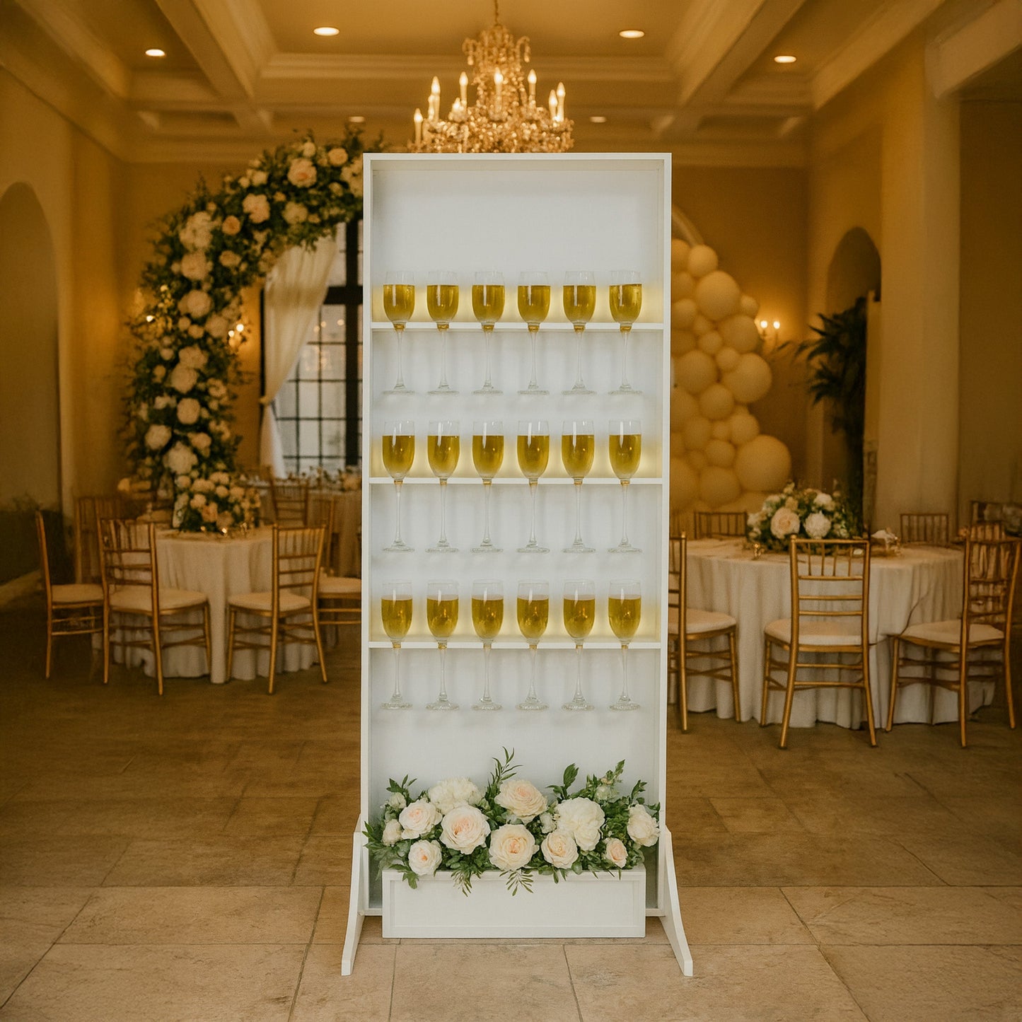 Champagne Wall (24 glasses/flutes)