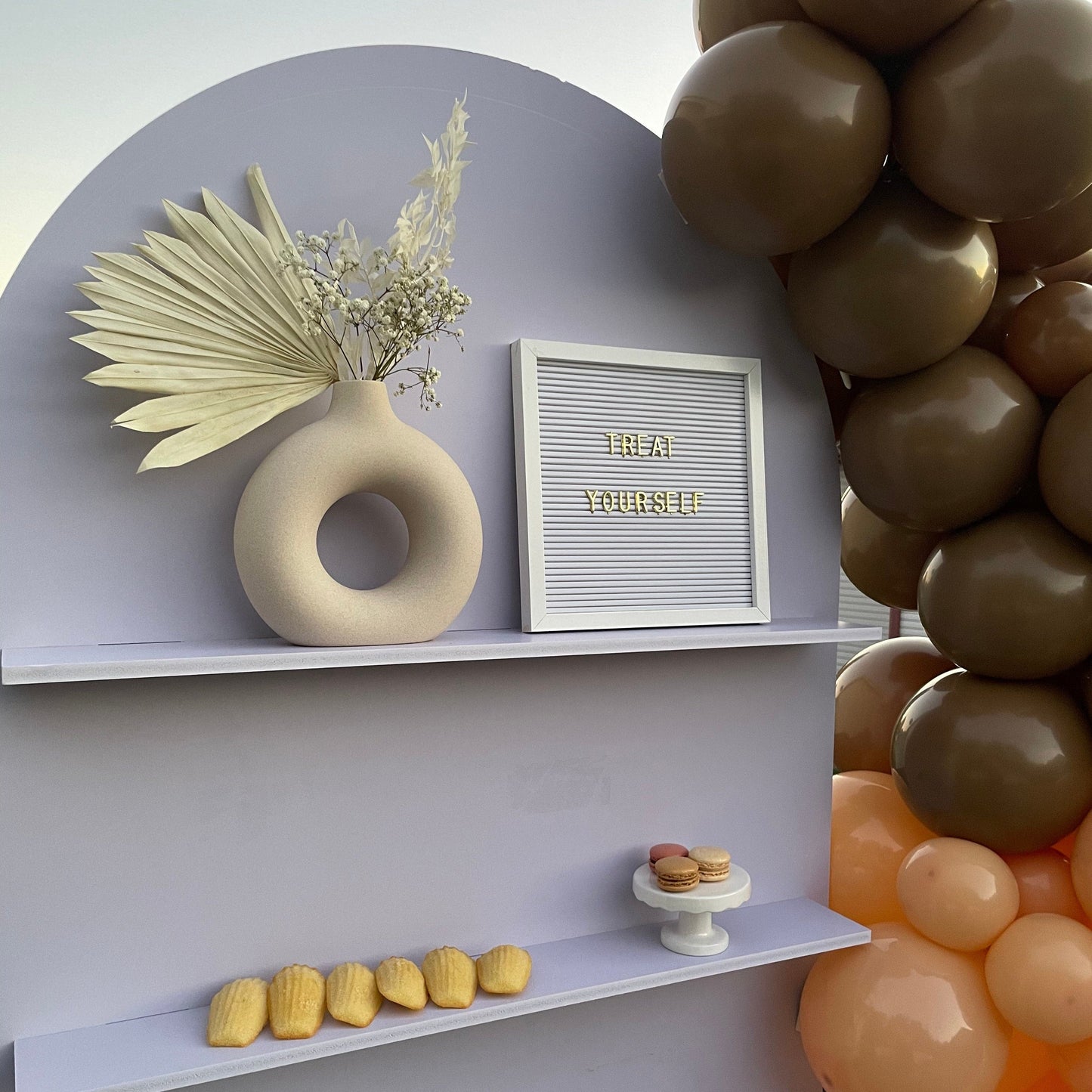 Arch Backdrop wall, Backdrop With Shelves