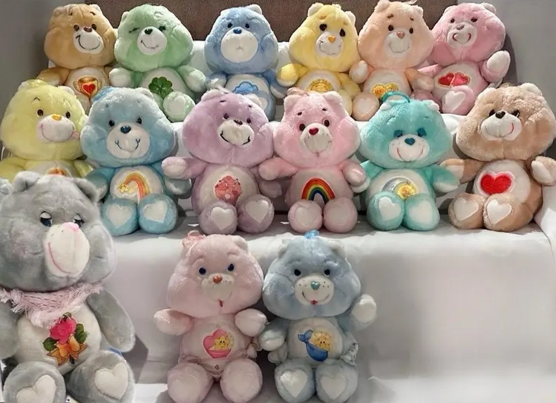 Rare Full Set of 16 Vintage 1983 Kenner Care Bears & Cousins – Posable Plush & Figures – Excellent Condition